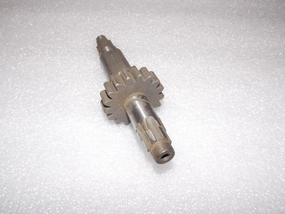 Oem Husqvarna 1974 Cr400/450 Transmission Mainshaft 17T 161245801 2