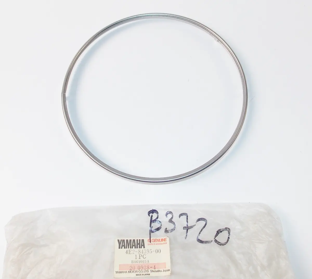 Nos Oem Yamaha 1981 Xv920rh | 1982 Xj650rj/Xv920rj Ring Retaining 4E2-84395-00 1