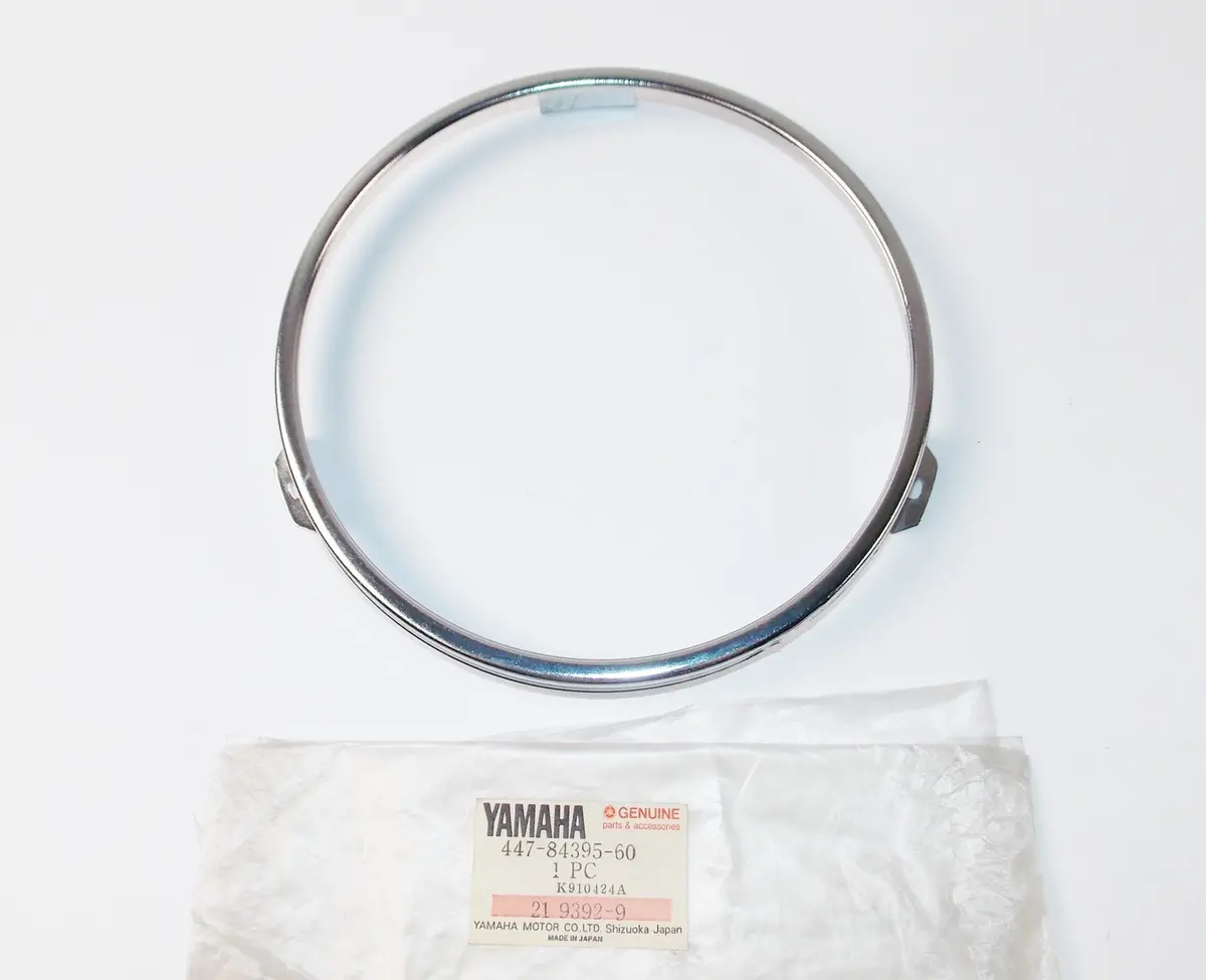 Nos Oem Yamaha 1974 Tx650 | 1975-1980 Xs650  Ring Retaining 447-84395-60 1