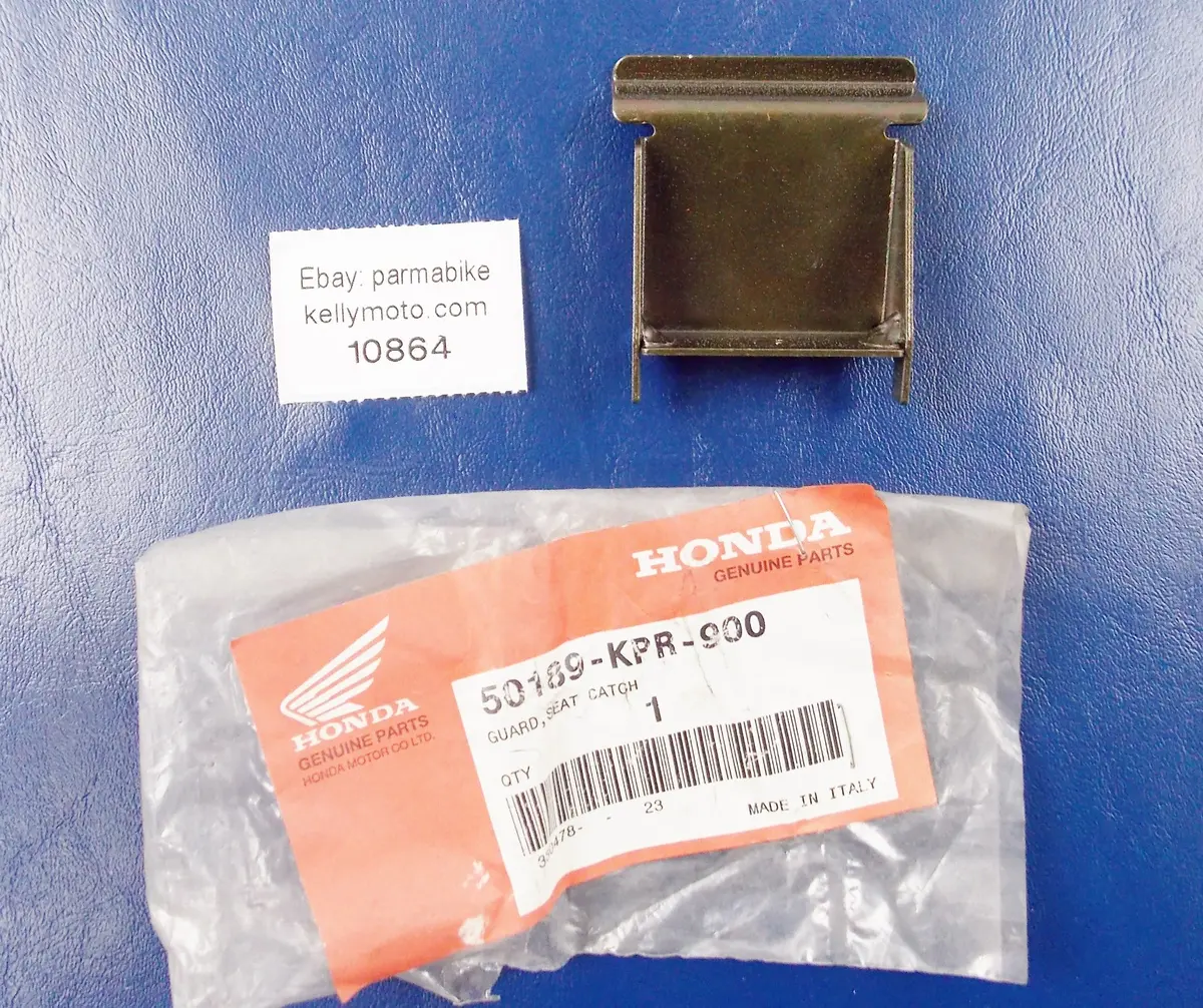 Oem Honda 2001 | 2004 Sh150 / 2001 | 2003 Sh125 Guard Seat Catch 50189-Kpr-900 1