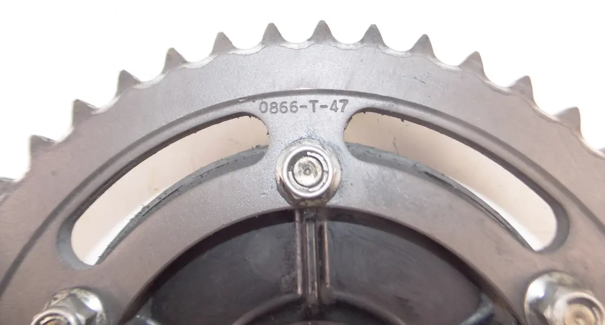 1994-1995 Yamaha Fzr 600R Rear Wheel Sprocket 47T Carrier Plate 0866-T-47 2