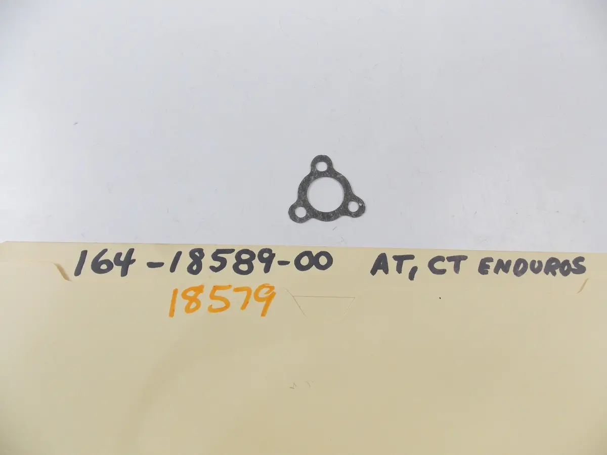 Nos Yamaha 68-70 Yg5t Yg5s At Ct Enduros Gasket Shifter Plug Blind 164-18579-00 1