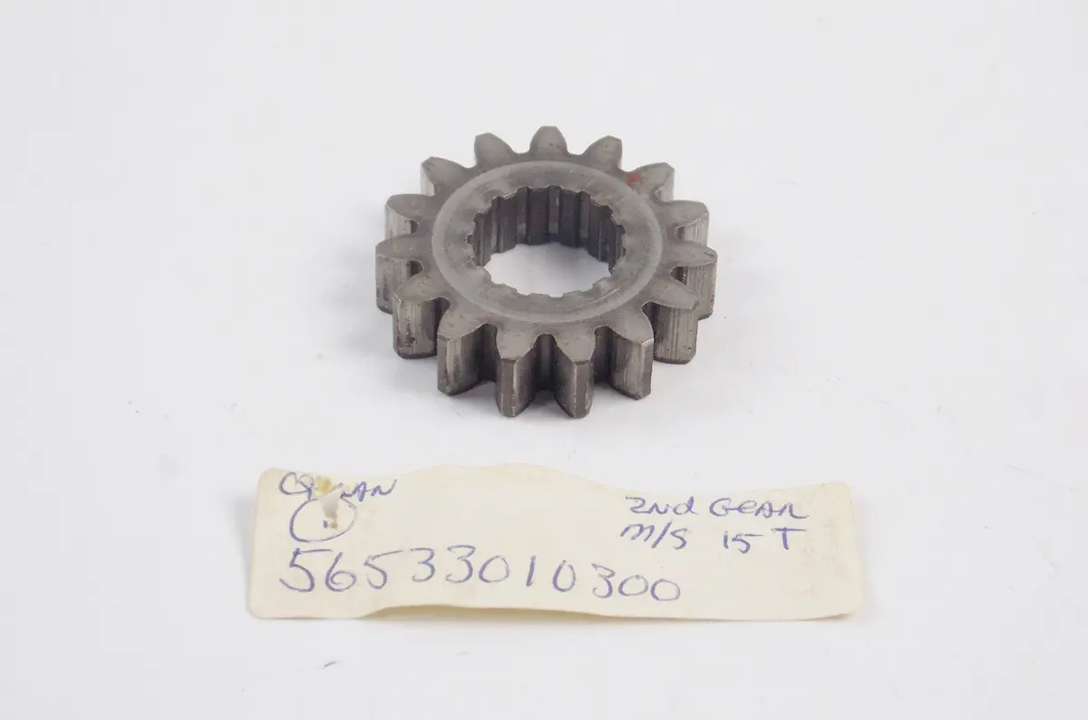 Nos Ktm 1998-2005 620/625/640/660/400/540 Solid Gear 2.G 15-T (2G3) 56533010300 1