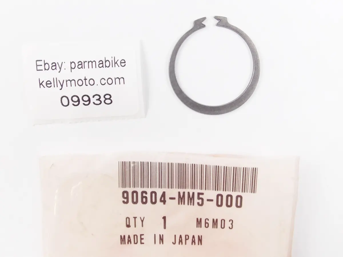 Nos Oem Honda Cb 1000 1100/Cbr1000 1100/Ctx700/Gl1800 Circlip 30Mm 90604-Mm5-000 1