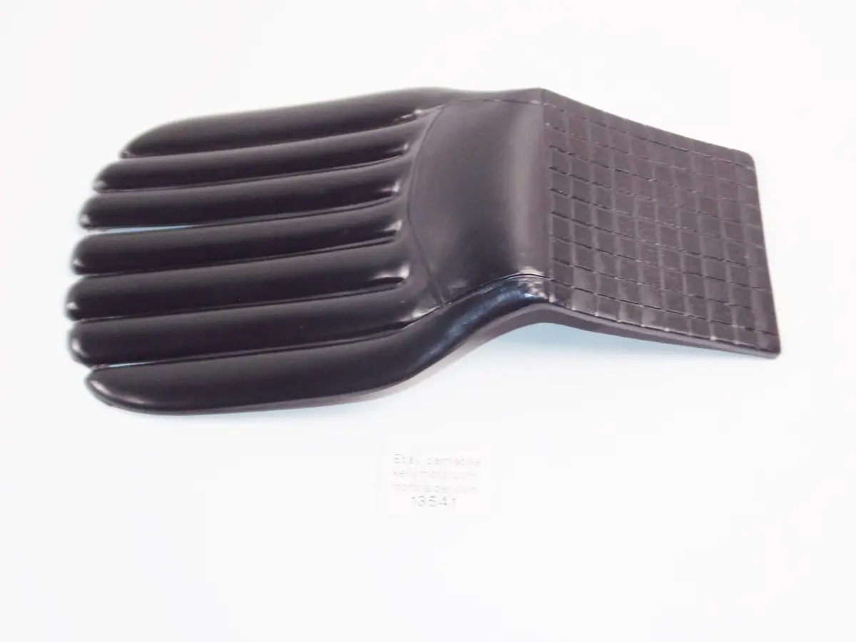 Brevettato Art. C 30 Universal Fender Mud Flap Motorcycle Moped Scooter 1