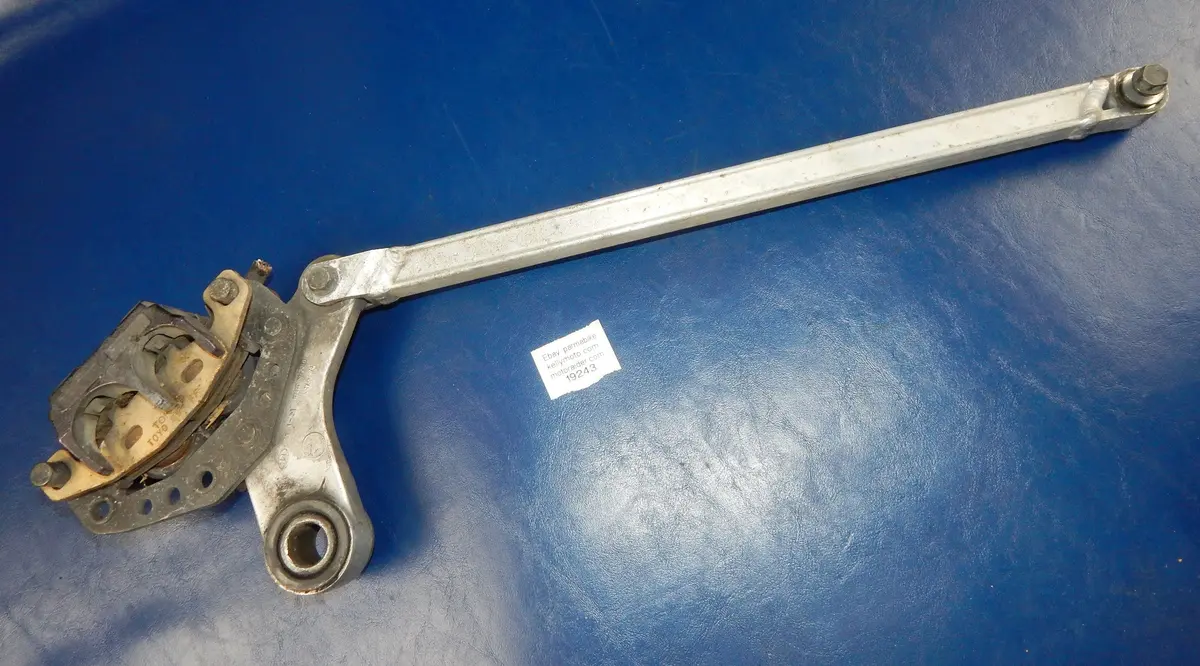 1989 Kawasaki Zx Ninja 750 Rear Wheel Caliper Mount Bracket Torsion Bar Vintage 1
