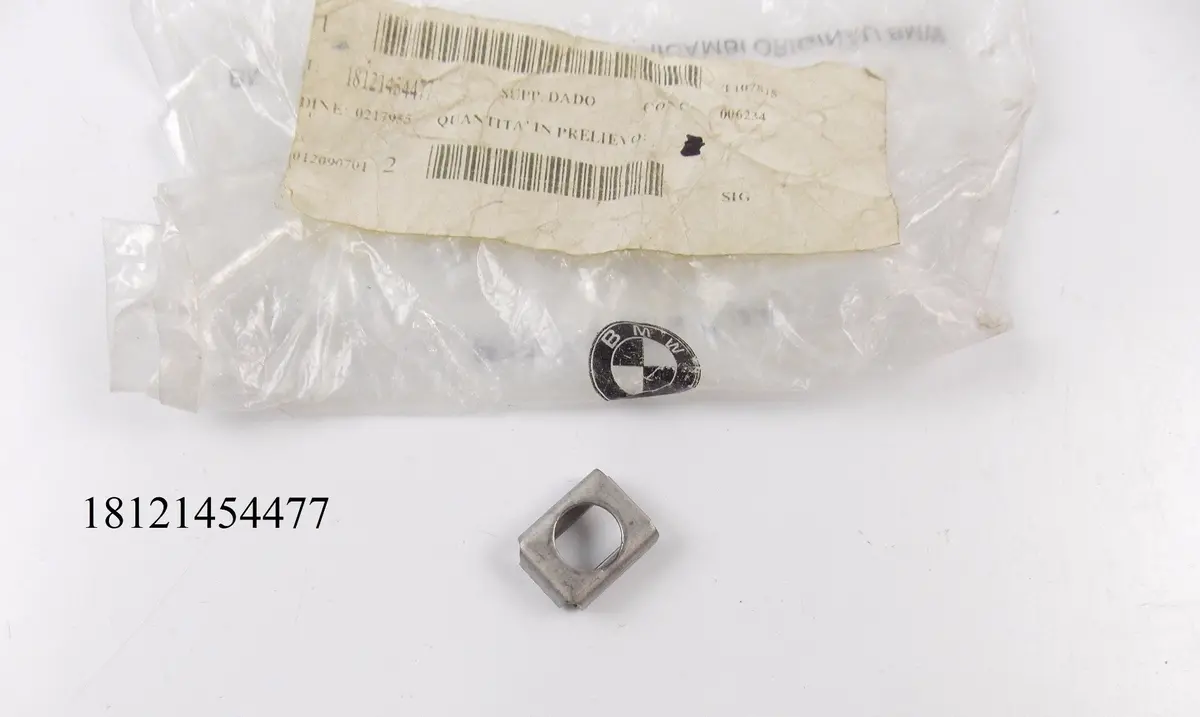 Nos Oem Bmw K 100 83/K 100 Lt 87 Exhaust Muffler Shield Nut Holder 18121484477 1
