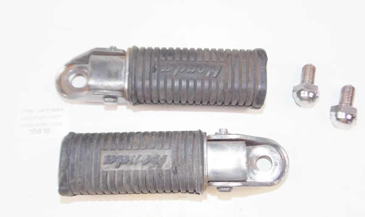 1960'S Honda Ca 150 Dream Chassis Frame Rear Foot Pegs Stand Stay+Bolts 1