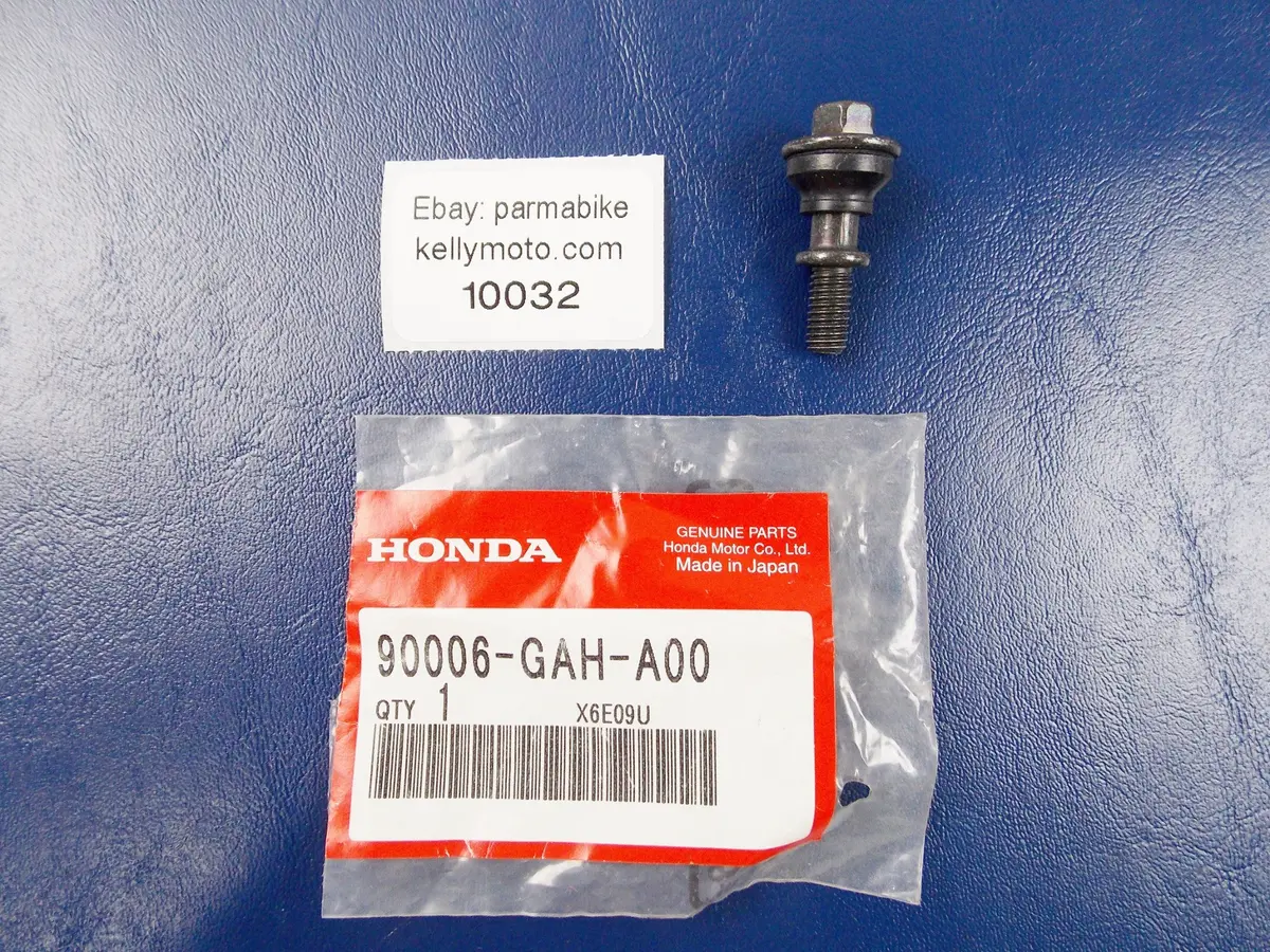 Honda Sa50 1998-02/Sh150i 2010/Fes125 2009 Bolt Assy Special 6X27 90006-Gah-A00 1