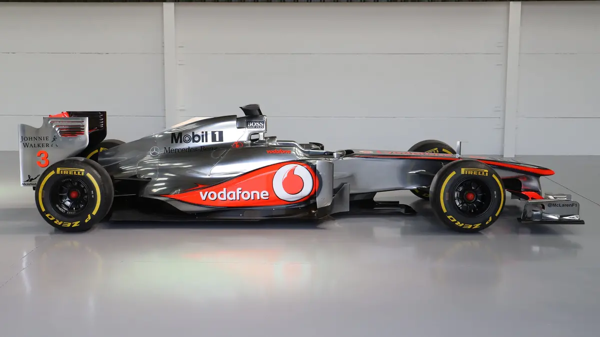 2011 Mclaren Mp4-26 Official Show Car 1