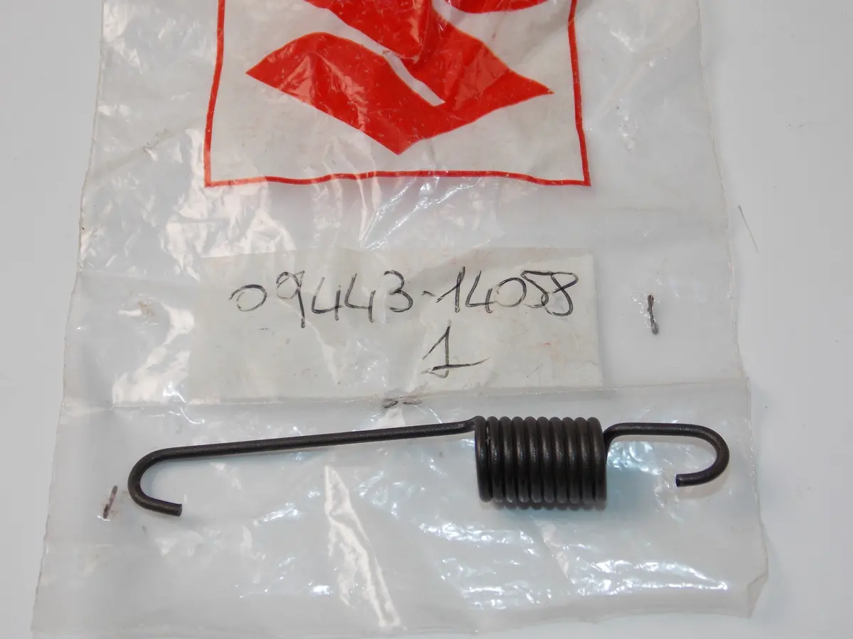 Nos Oem 1991 Suzuki Cp50/80 Spring 09448-25013 1