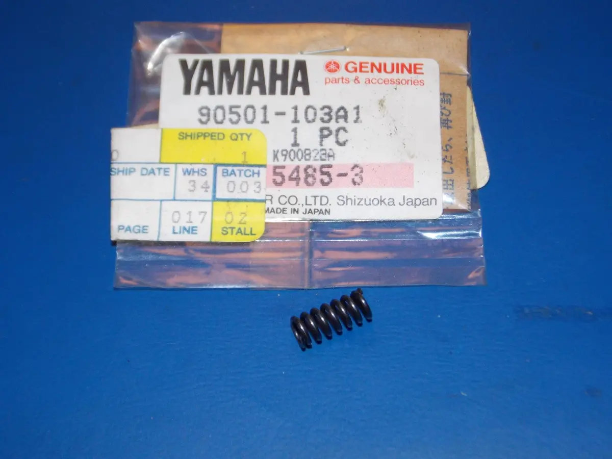 Nos Yamaha 1985-2004 Ytm225/200 Yfm250 Yfb250  Compression Spring 90501-103A1 1