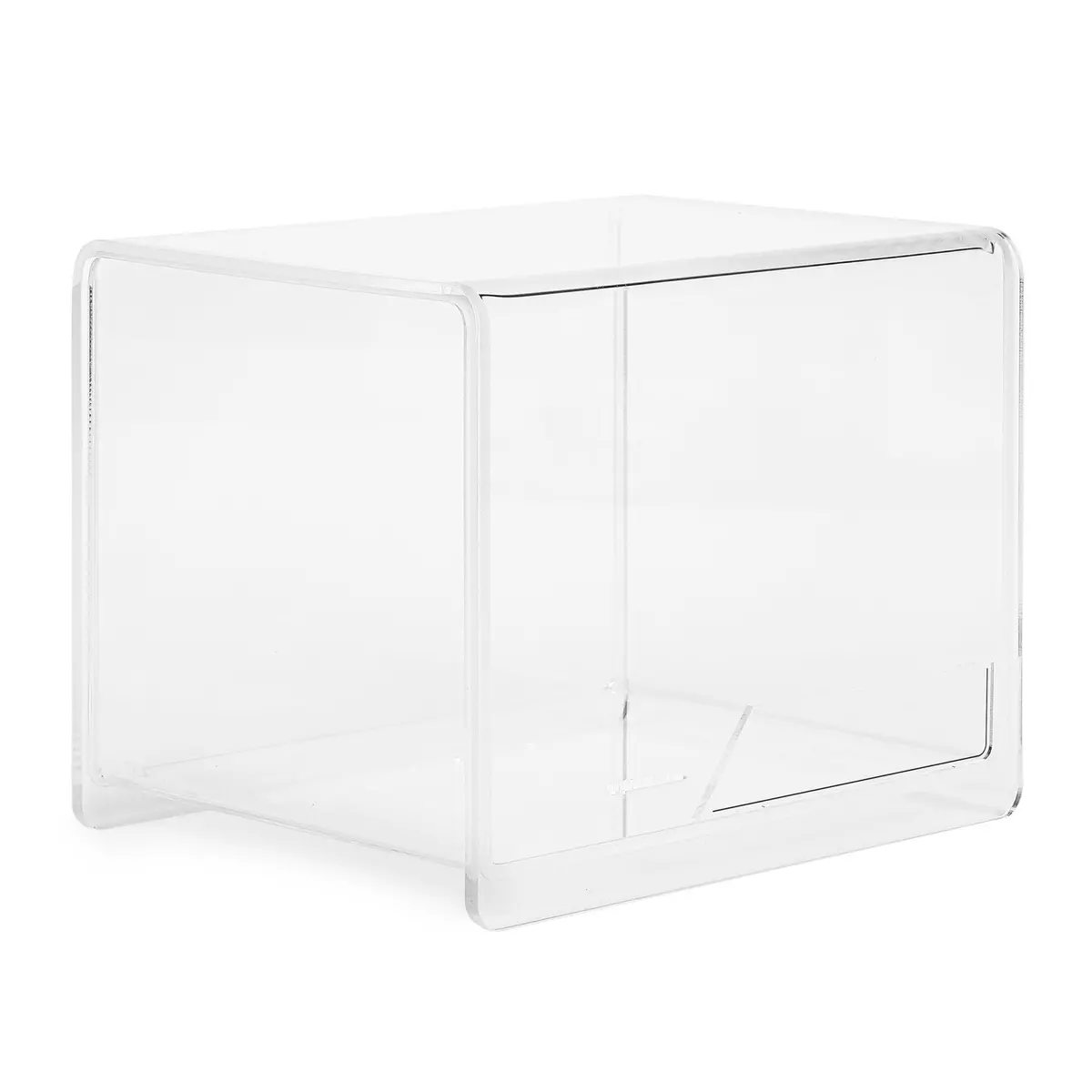 1:2 Scale Helmet Display Case 1