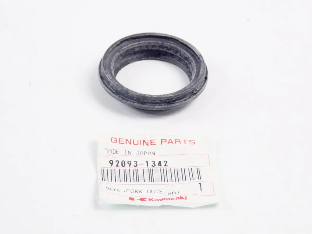 Nos Oem Kawasaki 1992 Kx250/Kx125 1993 Klx650r Seal Fork Outer Tube 92093-1342 1
