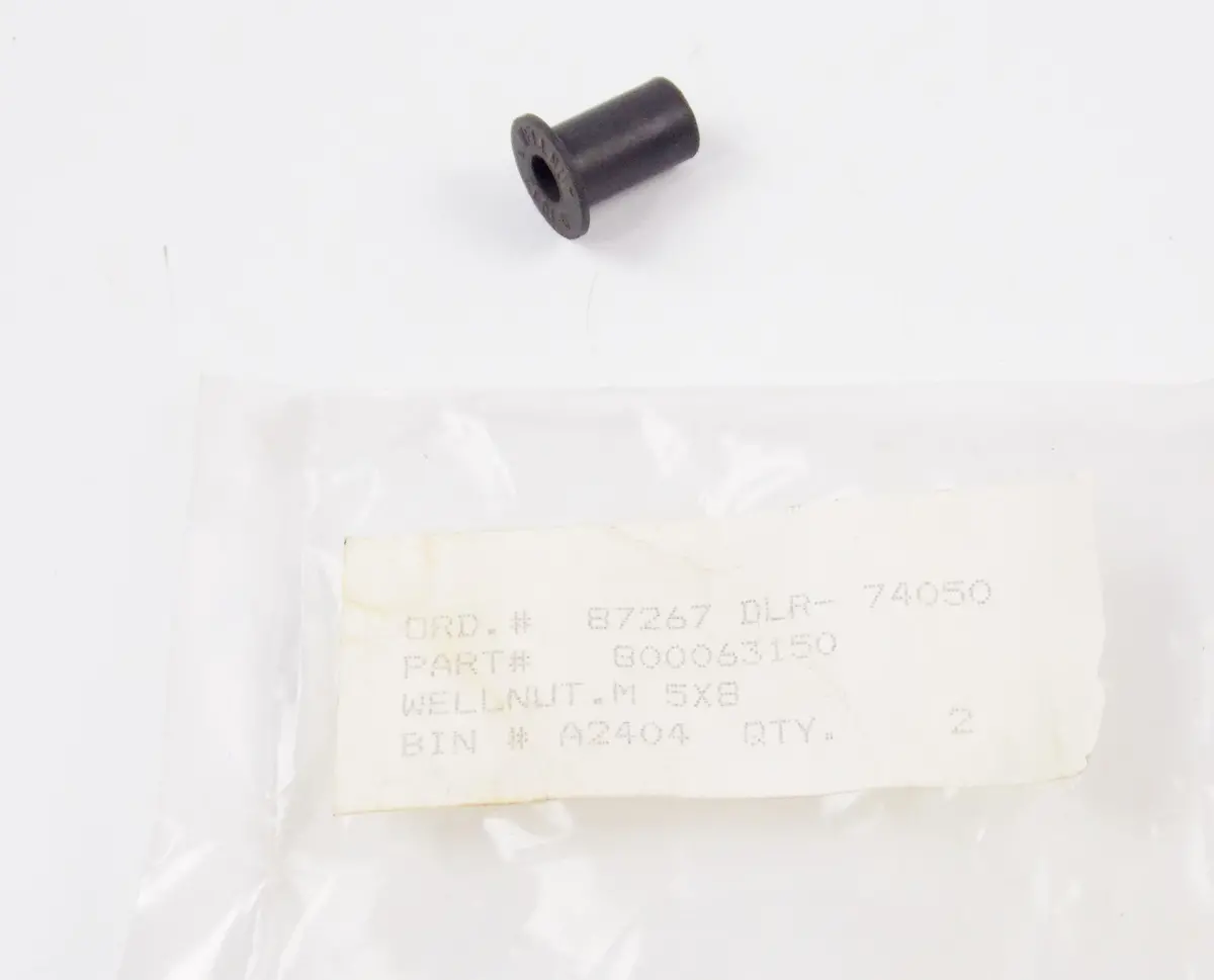 Nos Oem Husqvarna 1994-1998 Ducati 600 Ss Threaded Insert Wellnut M5x8 800063150 1