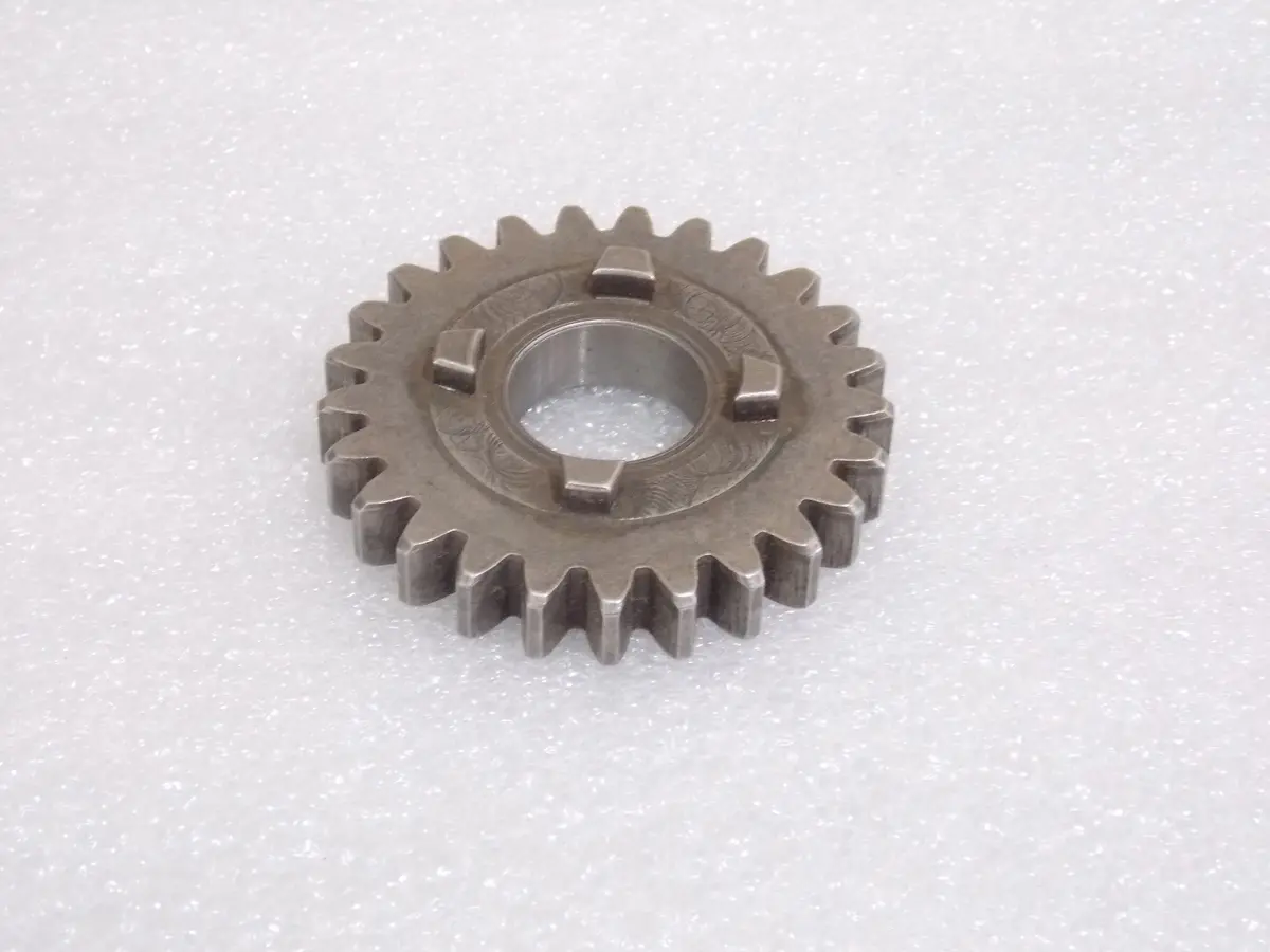 Oem Husqvarna 1972 Cr250/400/450 Transmission 4Th Gear Wheel 25T 161285601 2