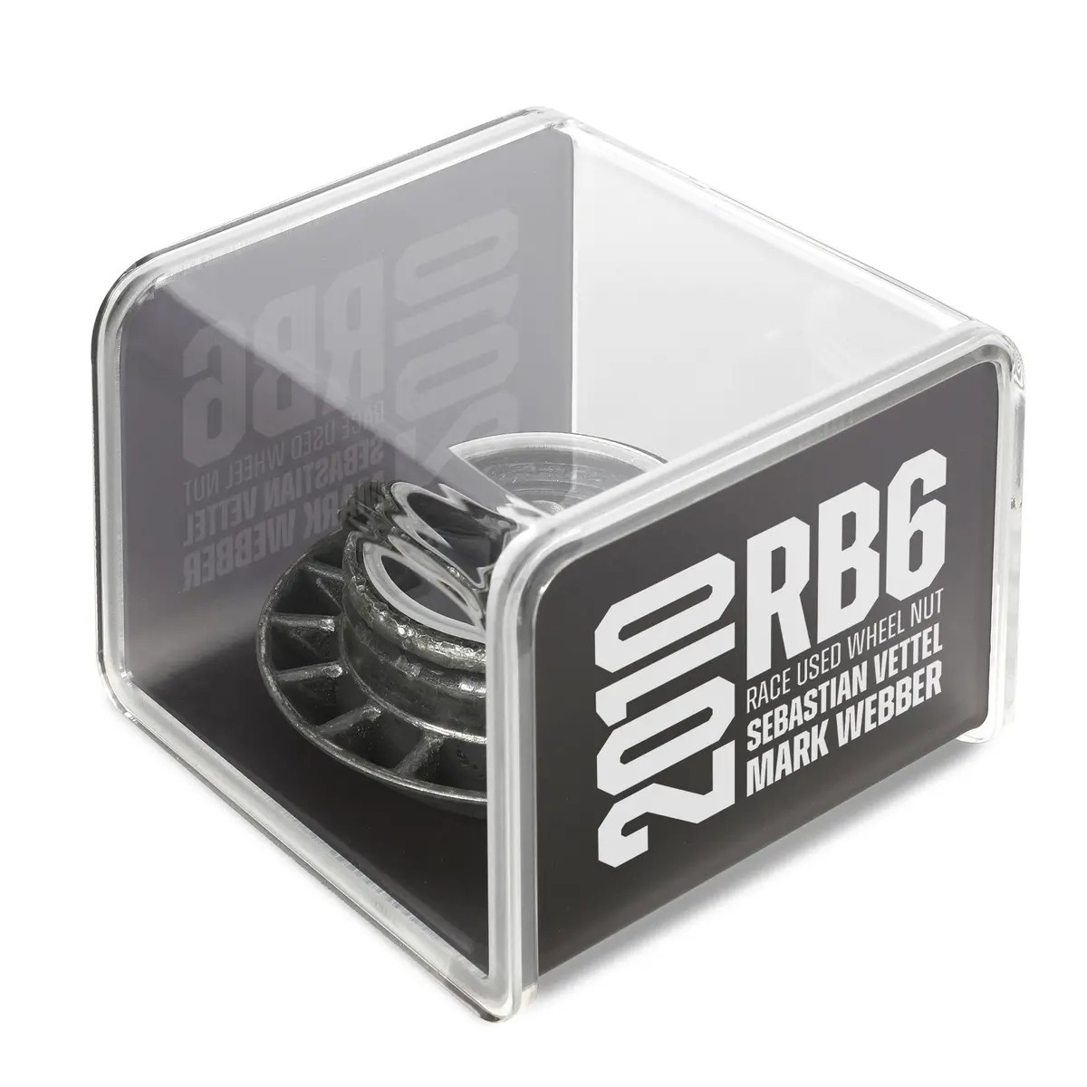 Red Bull Racing 2010 Rb6 Grand Prix Used Wheel Nut In Display Case 1
