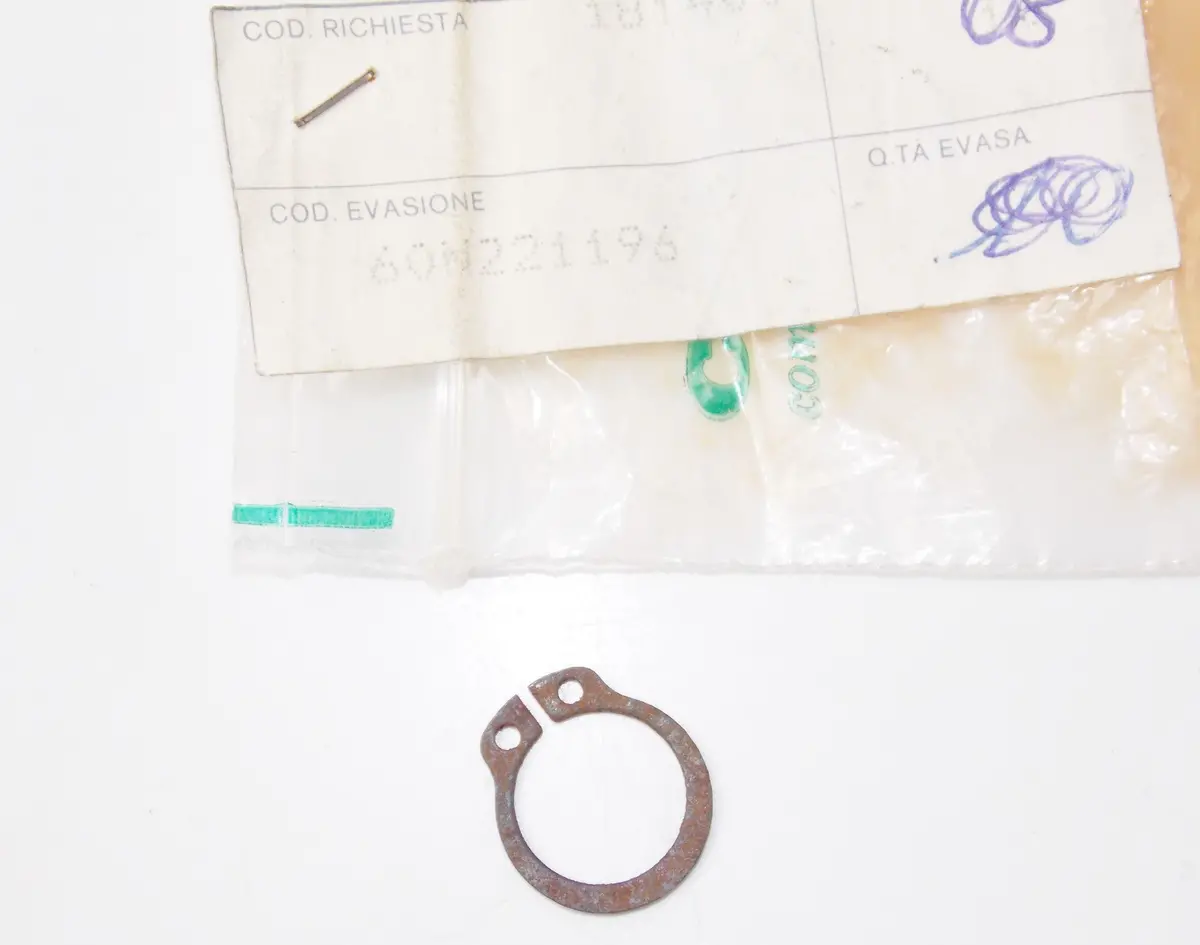 Nos Oem Husqvarna Cagiva Circlip 60N221196 1