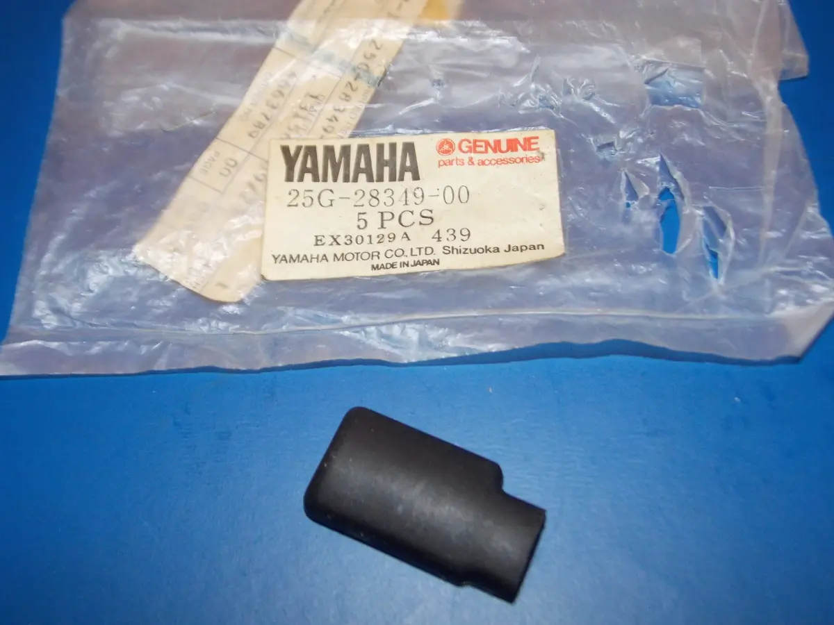 Nos Yamaha 1983-1991 Xc180/200  Cap 25G-28349 1