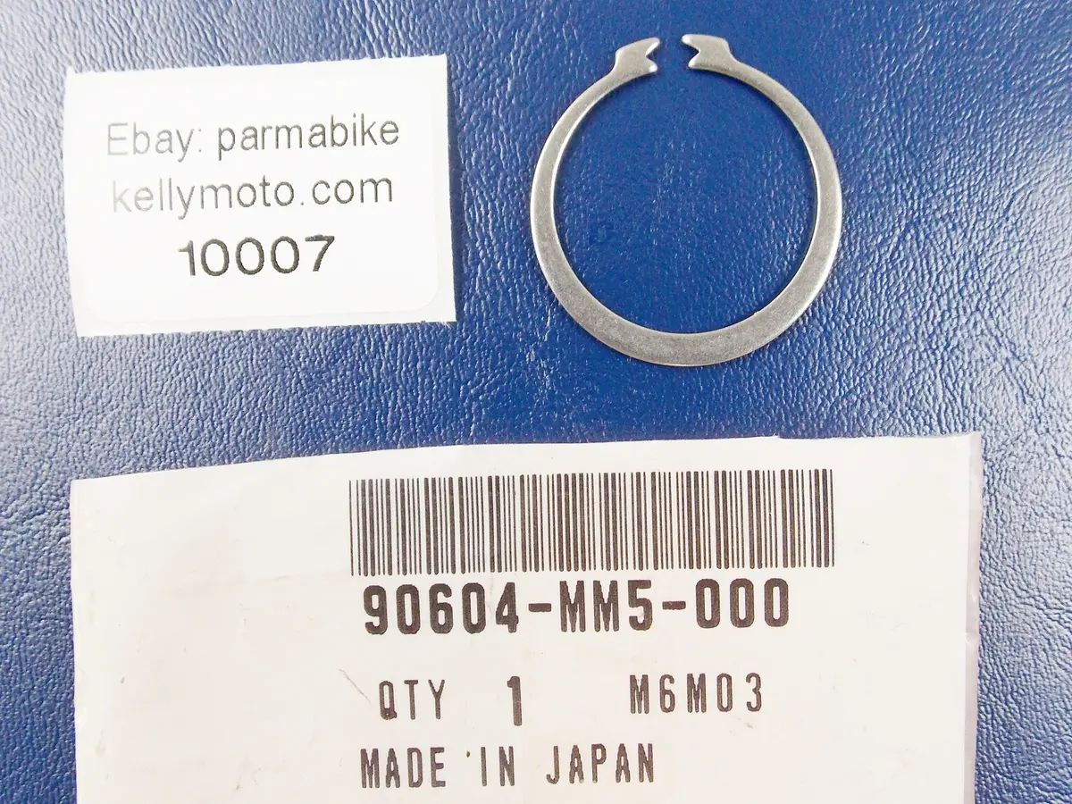 Oem Honda 1994-1995 | 2011 | 2014 | 2018-2019 Cb1000 Circlip 30Mm 90604-Mm5-000 1