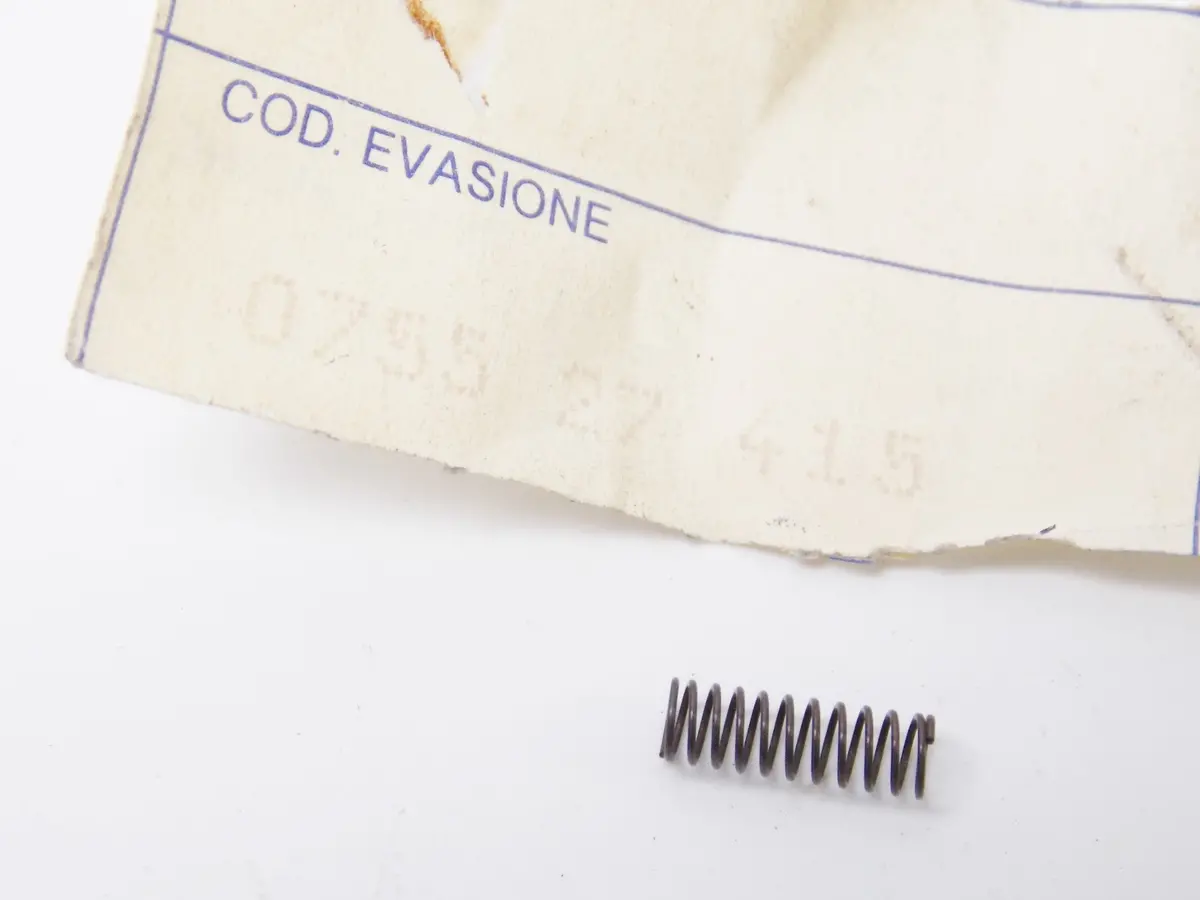 Nos Oem 1986 Ducati Indiana 350 Pump Arm Return Spring 075527415 1