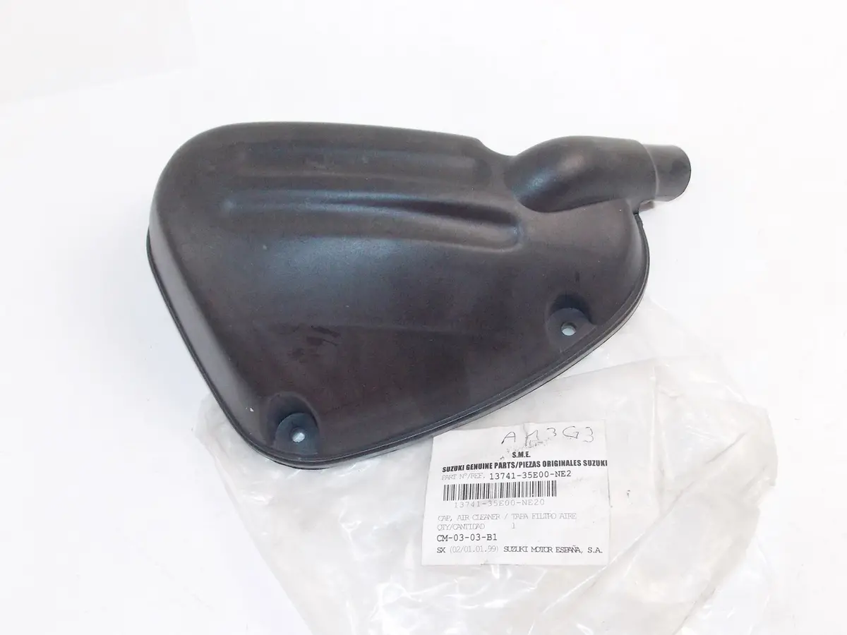 Nos Oem 1998 1999 Suzuki Air Filter Box Cleaner Cup Ux50 Zillion 13741-35E00-Ne2 1