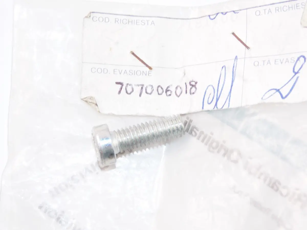 Nos Oem Ducati 750 Paso 1984-1992/900Ss 1990/906 Paso 1988 Screw 707006018 1