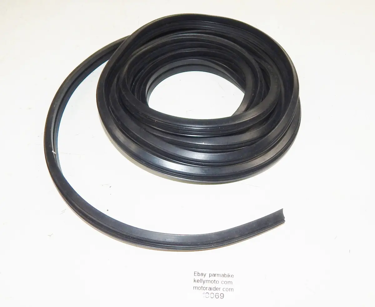 Vespa Or Lambretta Floor Board Ribs Rubber Insert L=13.5" W=5/8" Vintage Scooter 1
