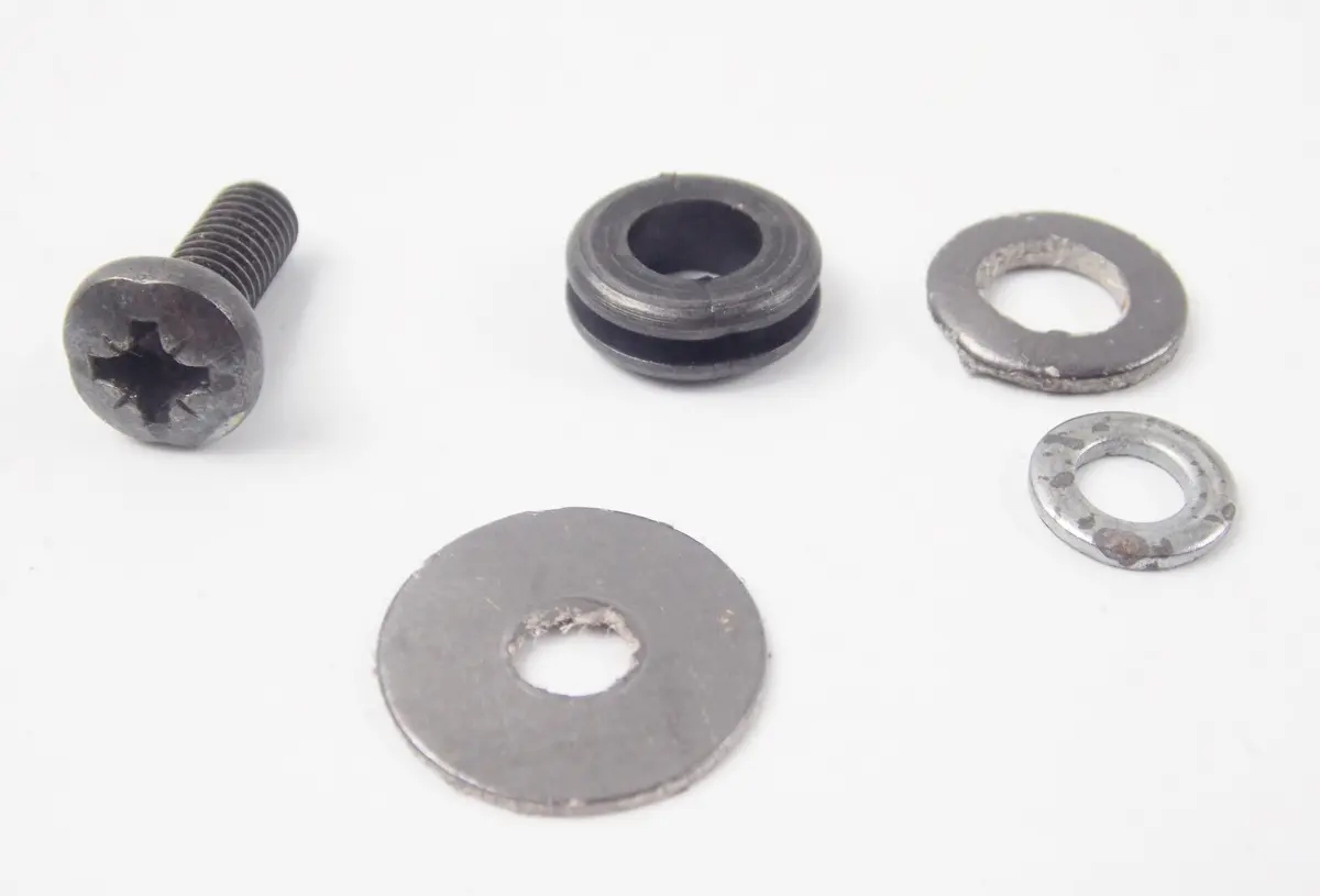 Nos Oem Malaguti Exhaust Muffler Protection Shield Fixing Screw Kit 150.200.00 2