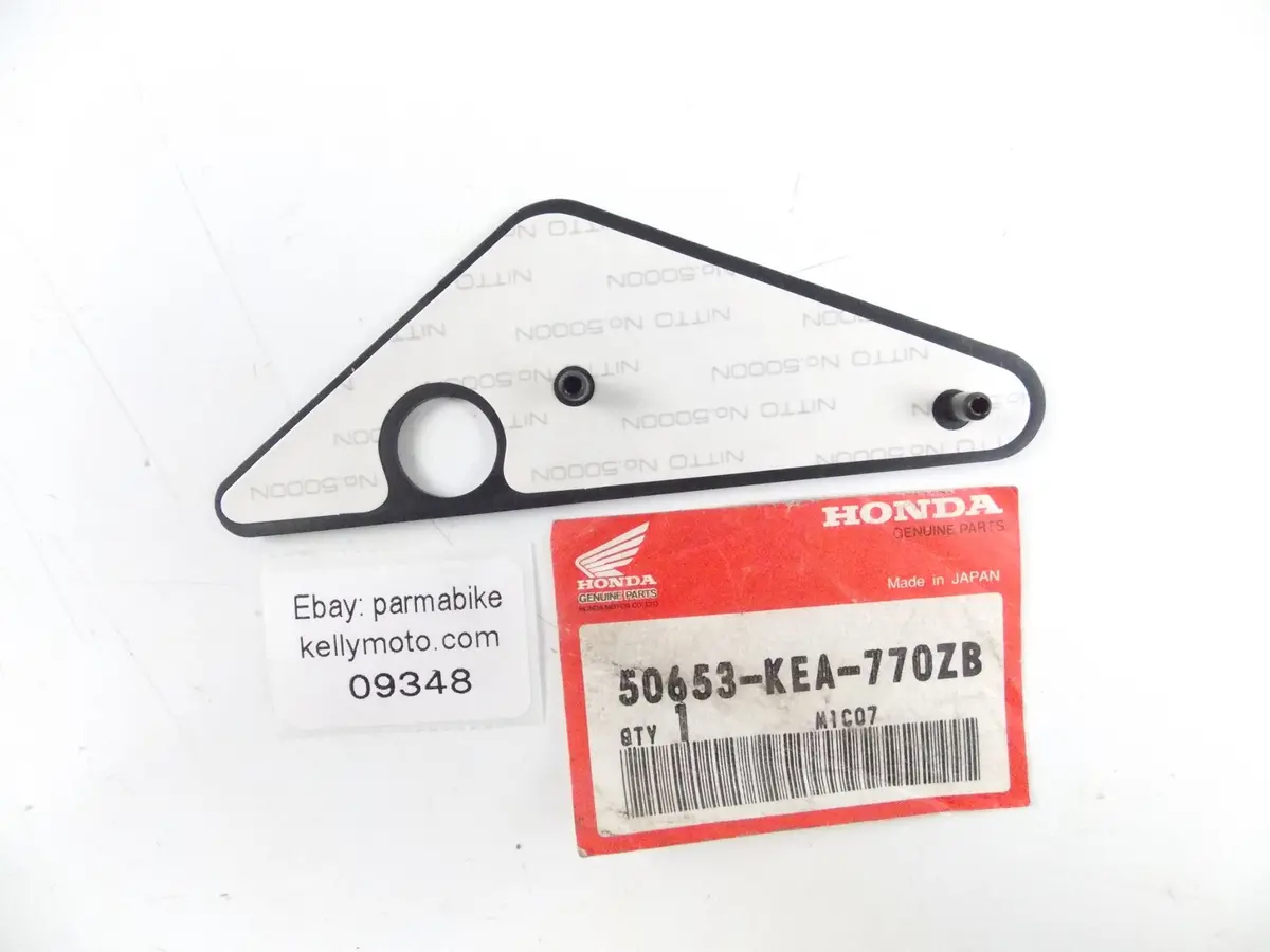 Nos Oem Honda 2001-2006 Cb600f Right Step Guard 50653-Kea-770Zb 1