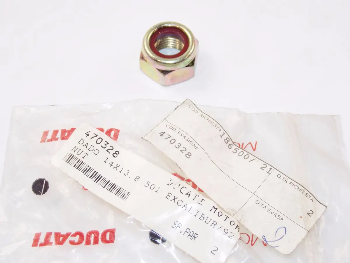 Nos Oem Cagiva 1992 Excalibur 350 | 501 Morini Nut 14X13,8 470328 1
