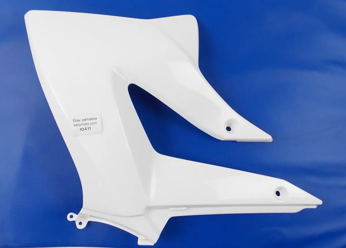 2010-12 Aprilia Derbi Senda Drd Right Hand Front Cover White Shroud 86692500W0b 1
