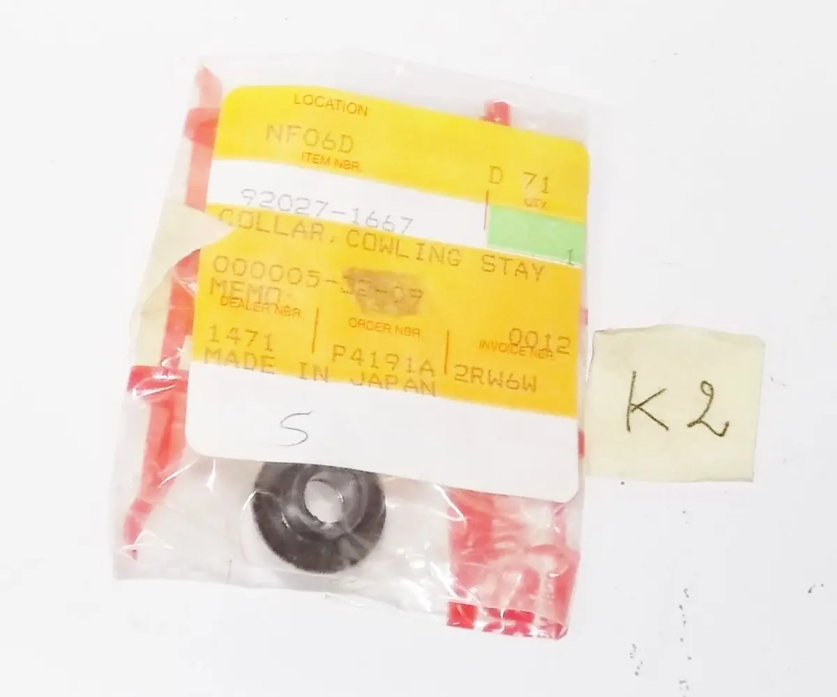 Nos Oem Kawasaki 1984 1988 1991 1998 2003 Zx750 Zx900 Cowling Collar 92027-1667 1