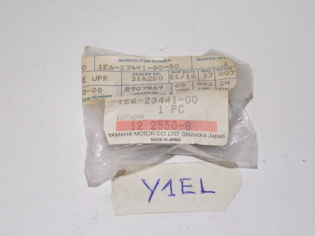 Nos Yamaha Handle Upper Holder 1995-2001 1E6-23441 Rt 180G H J K V-Star 1100 1