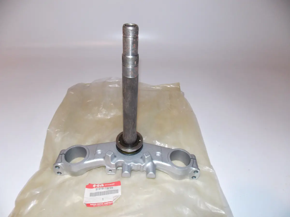 Oem New Suzuki 1999 2000 2001 Sv650 Steering Stem Fork Lower Triple 51410-19F00 1