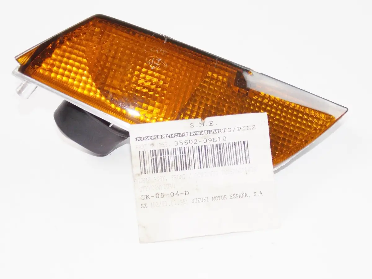 Nos Suzuki 1992 1994 Turn Signal Lamp Ah50 Ah100 35602-09E10 1