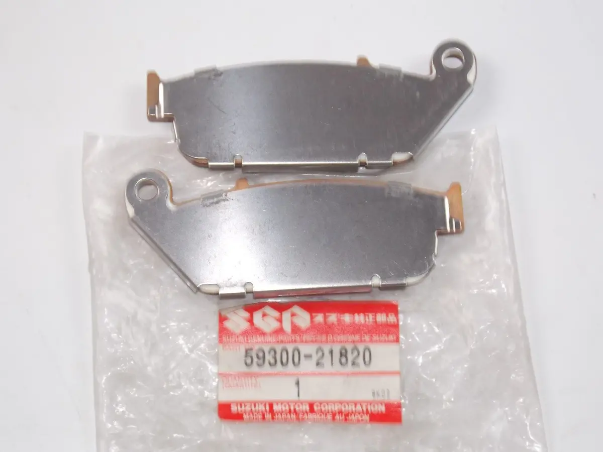 Oem Genuine Suzuki 1994 1995 1996 Brake Pad Set (2 Pieces) Rf600 59300-21820 1