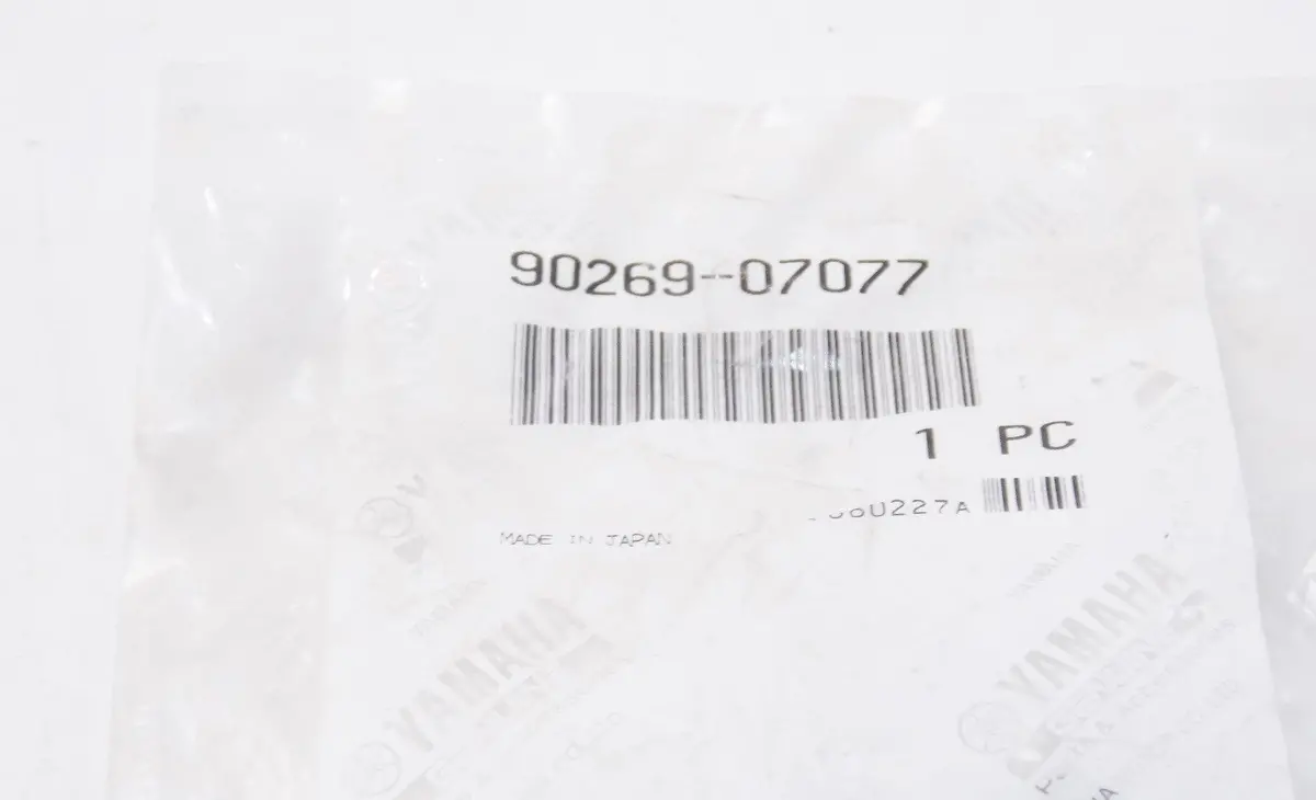 Nos Yamaha  1998-2014 Rivet Grizzly550  Raptor125   V Star 1300   90269-07077 1