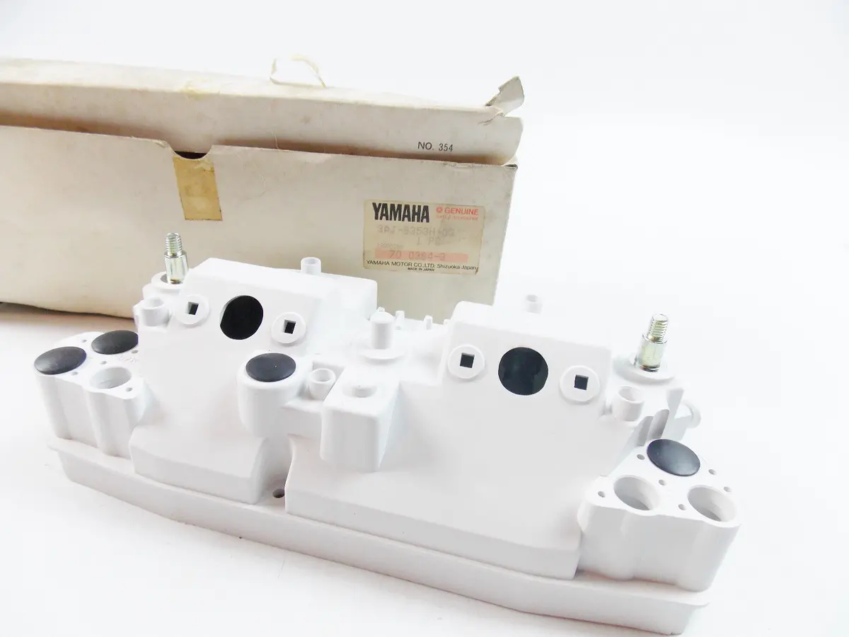 Nos Yamaha 1988 1989 1990 Xt600 Speedo Tach Instruments Case Housing 3Aj-8353H 1