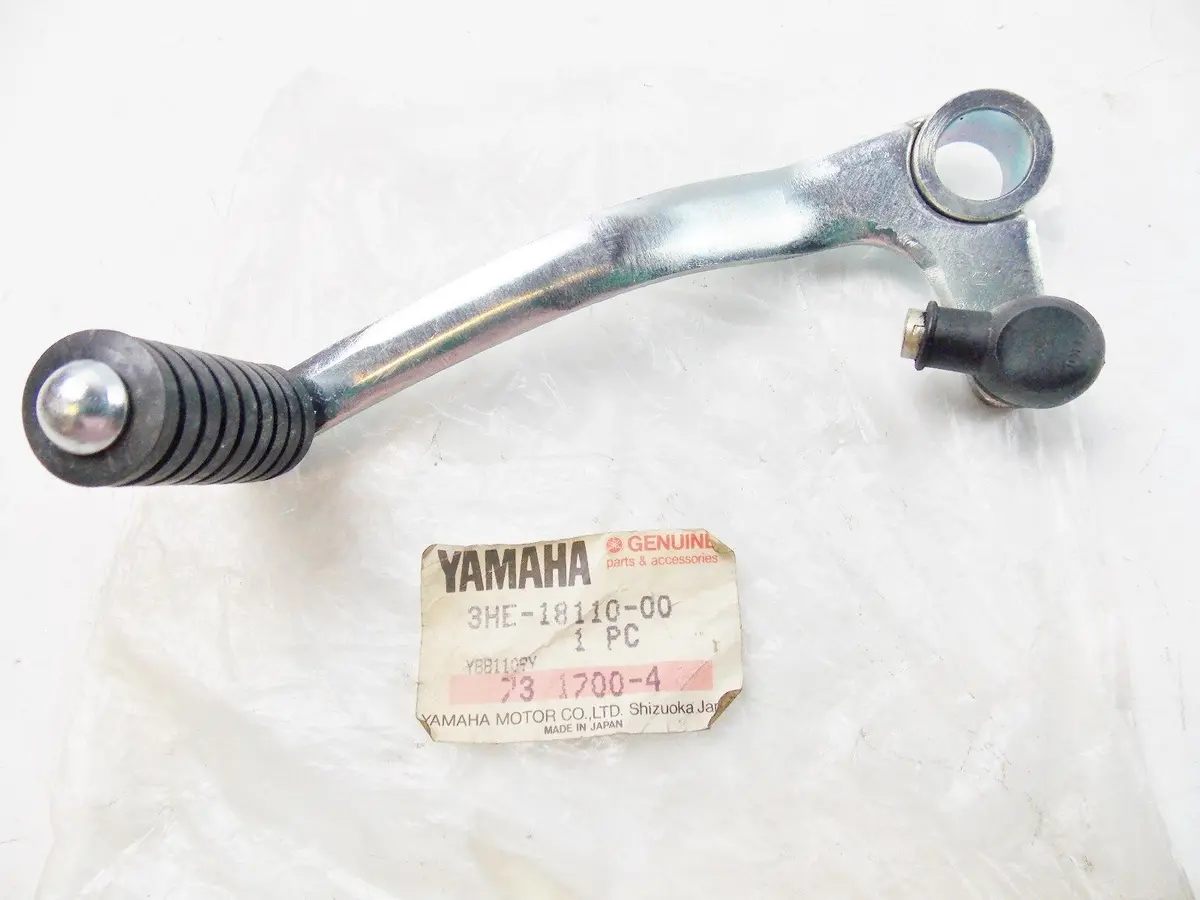 Nos Yamaha 1986-1999 Shift Pedal Assy Fz600 Fzr400/600  3He-18110-00 1