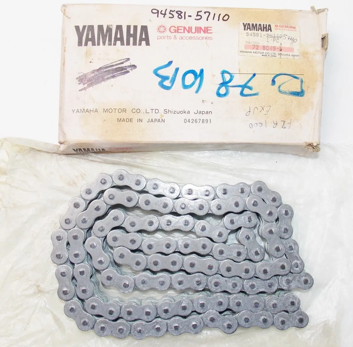 Nos Yamaha  1994 1995 1997 Chain Fzr1000 Yzf1000   94581-57110 1