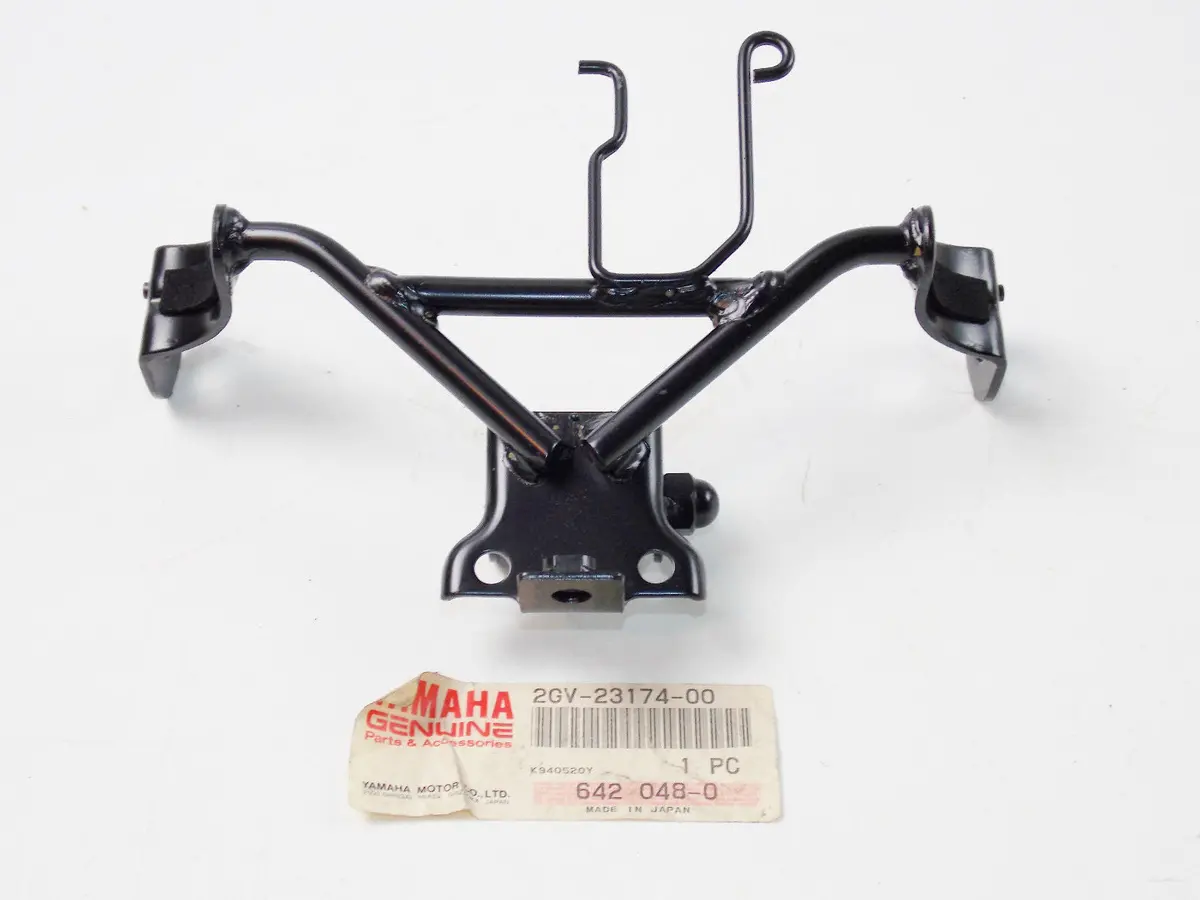 Nos Yamaha 1987 1997 Virago 535 Xv535 Headlight Stay Bracket Mount 2Gv-23174-00 1