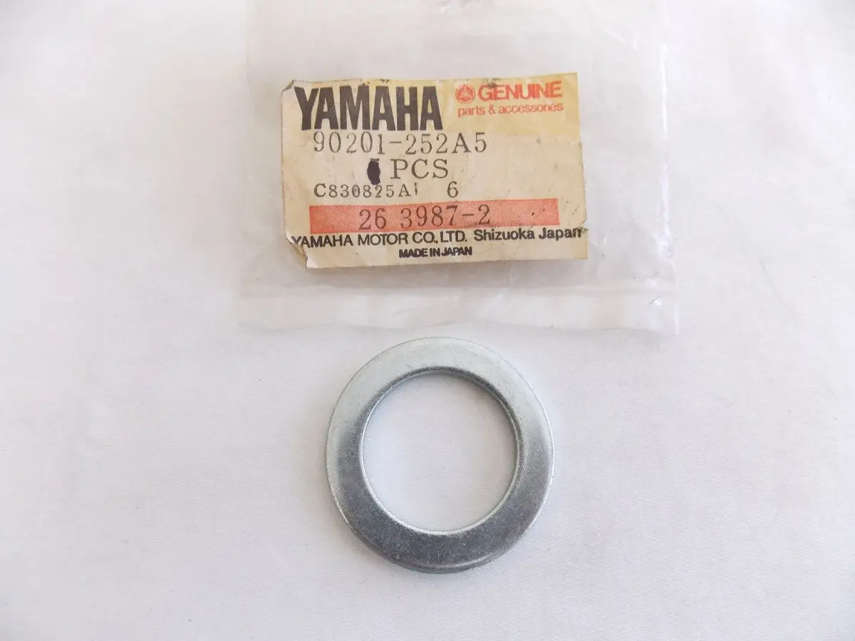 Nos Yamaha 1980-1985 Plate Washer (2) Yt125 Yt175 Yds5  90201-252A5 1