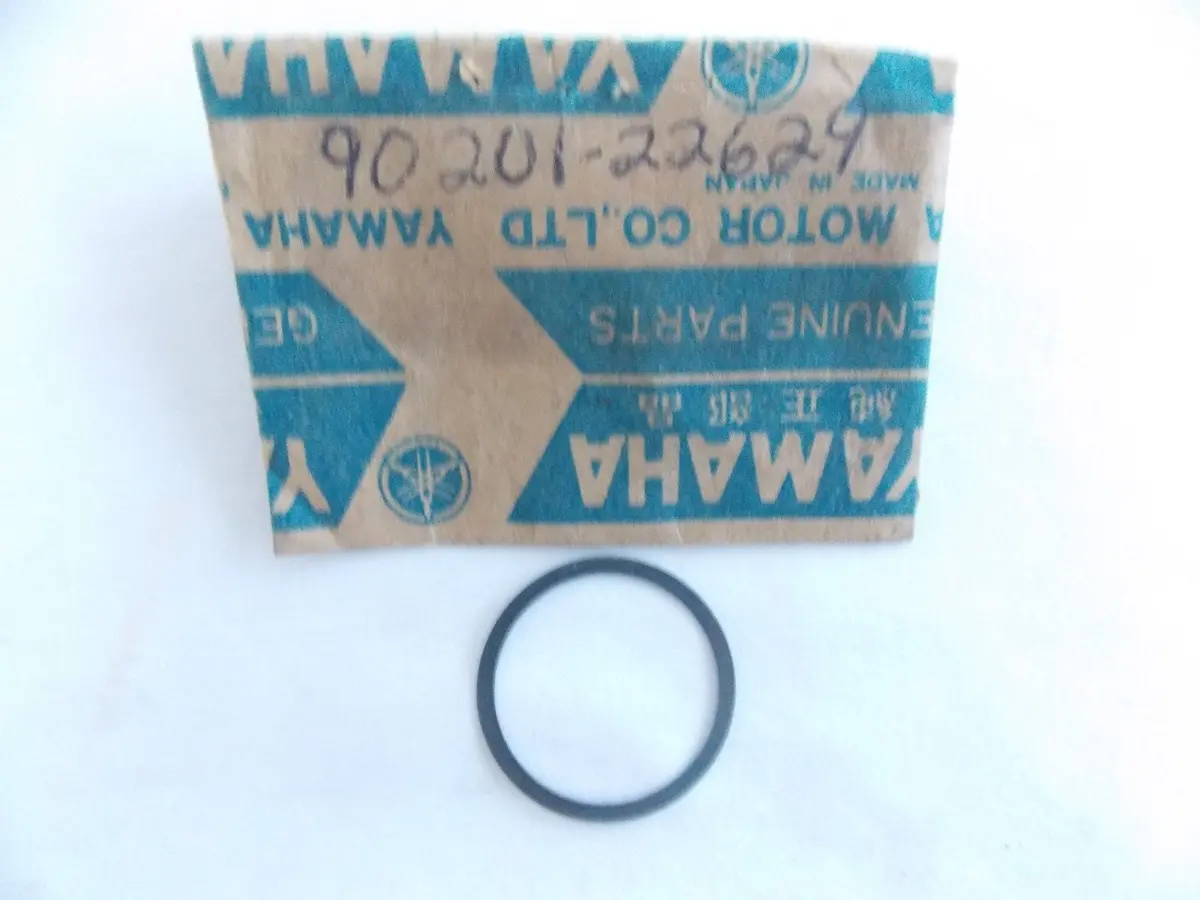 Nos Yamaha  1976 1977 1980 Plate Washer Tz125 Yz125 Yz1000 Yz100  90201-22629 1