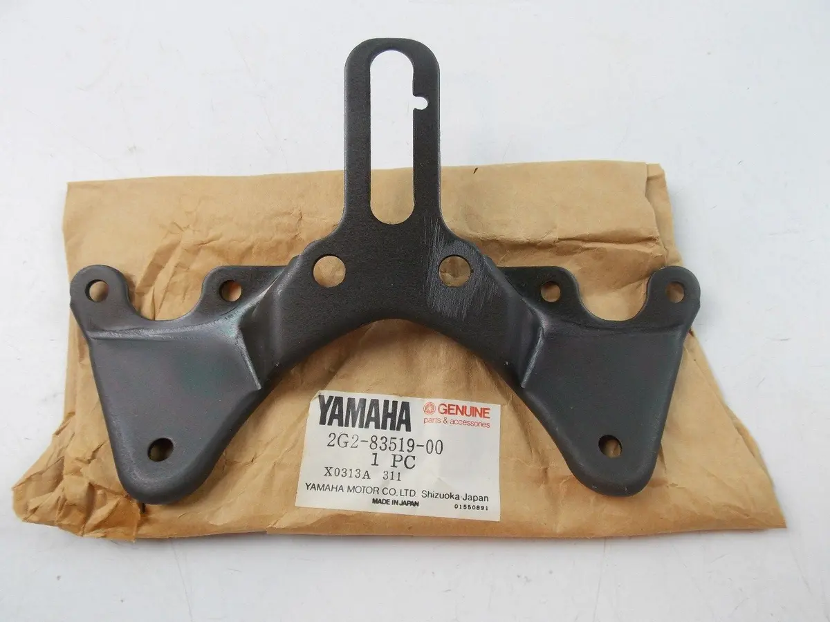 Nos Yamaha 1978 1979 Meter Bracker Xs750 Xs1100  2G2-83519-00 1