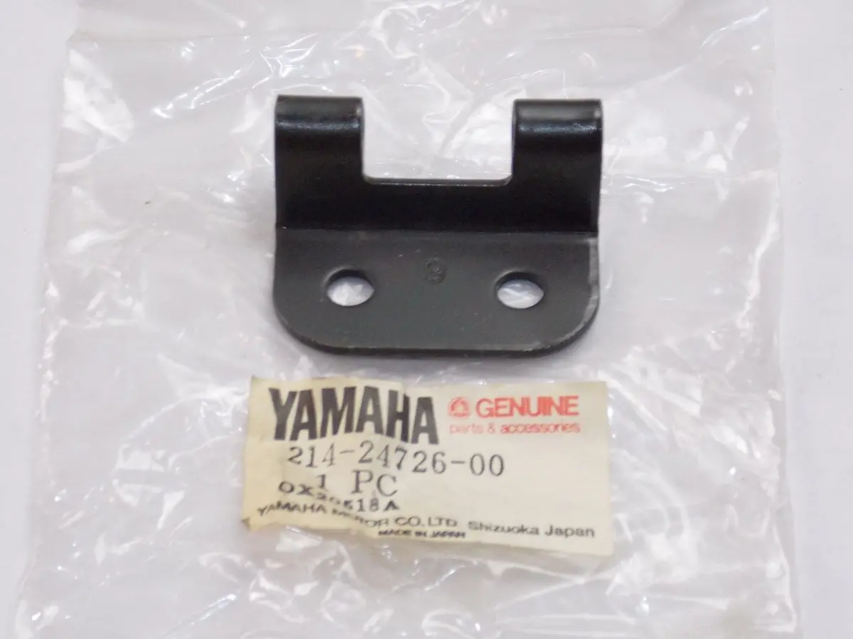 Nos Yamaha 1968-1973 Seat Hinge Bracket Dt1/2/3 Rt1/2/3 U7  214-24726-00 1