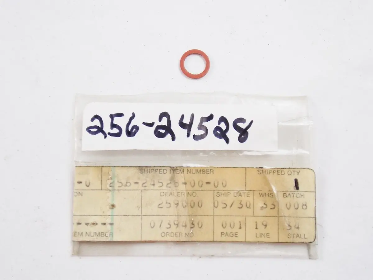 Nos Yamaha 1970-1977 Gasket Xs1/2 Tx650/500/750 Xs500/650  256-24528-00 1