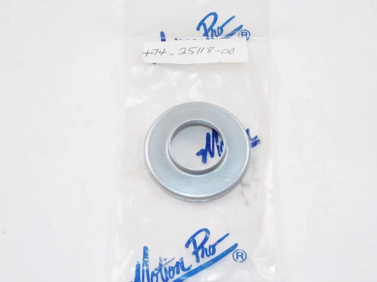 Nos Yamaha 1968 1971 Front Hub Dust Cover Ycs1 Cs3 174-25118-00 1