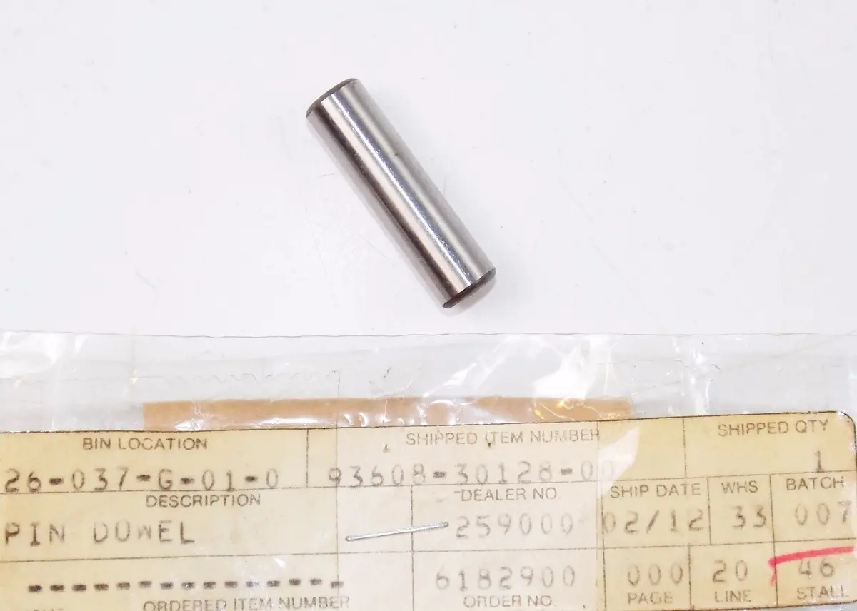 Nos Yamaha 1970S-1990S Yz80 Yz400 Dt250 Dt400 It250 It400 Pin Dowel 93608-30128 1