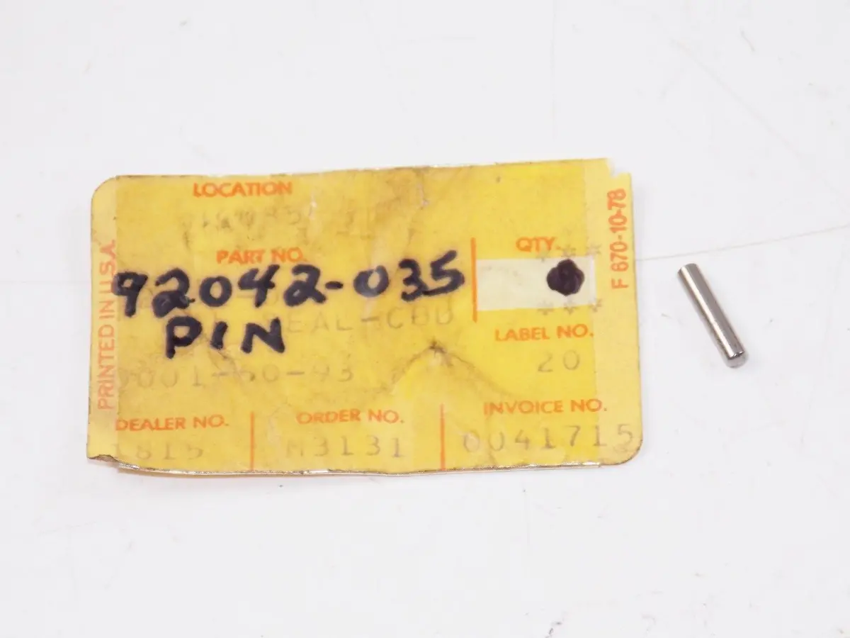 Nos Kawasaki 1969-1983 Dowell Pin (2) H1  Kd125 Ks125 Kh400 Ke125  92042-035 1